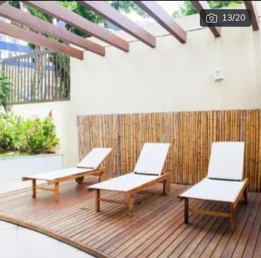 15 Metros Do Carnaval, Em Ondina, Perto Da Apartamento *