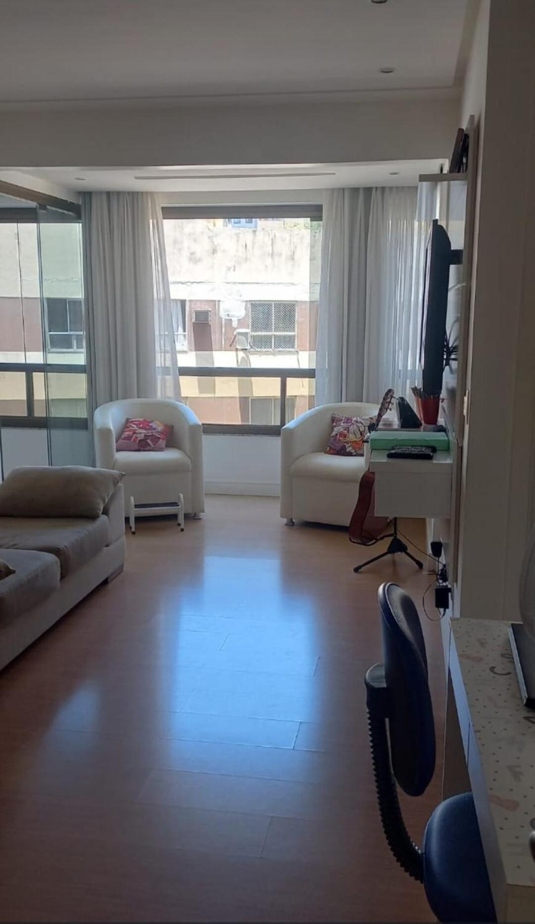 Apartamento 15 Metros Do Carnaval, Em Ondina, Perto Da